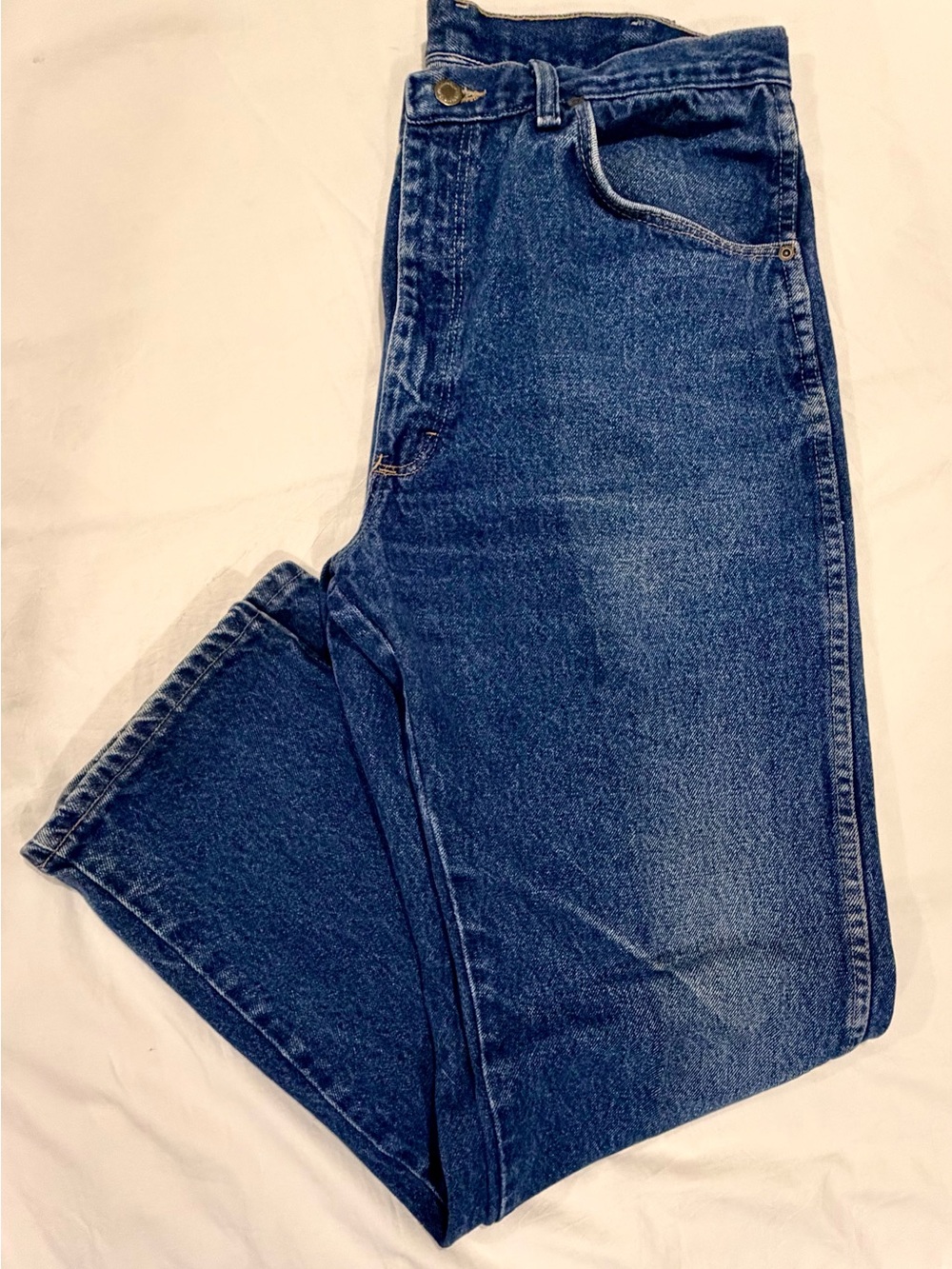 Wrangler Rugged Wear, Classic Men's Dark Blue Denim Jeans